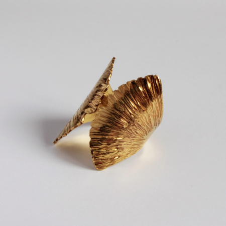 Gingkolevél gyűrű sárgarézből