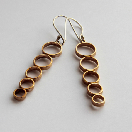 Aranybarka fülbevaló